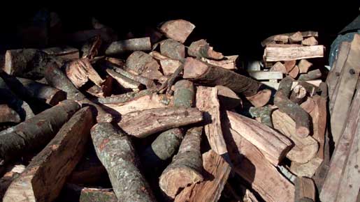 het hout van meneer roellies die hardnekkig vergist in 50cm houyt en 60cm of meer levert.